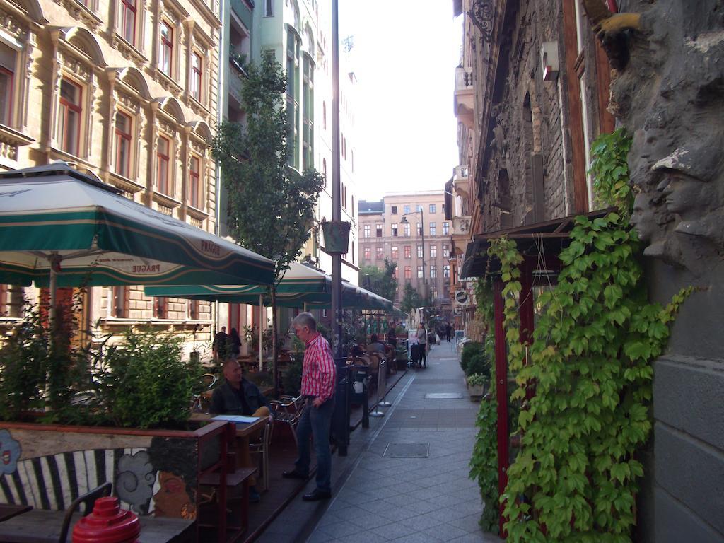 Ciao Budapest Hostel Dış mekan fotoğraf